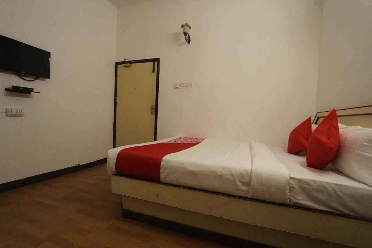 Oyo Flagship 40509 Hotel Mps Residential Tower Tirupur Kültér fotó